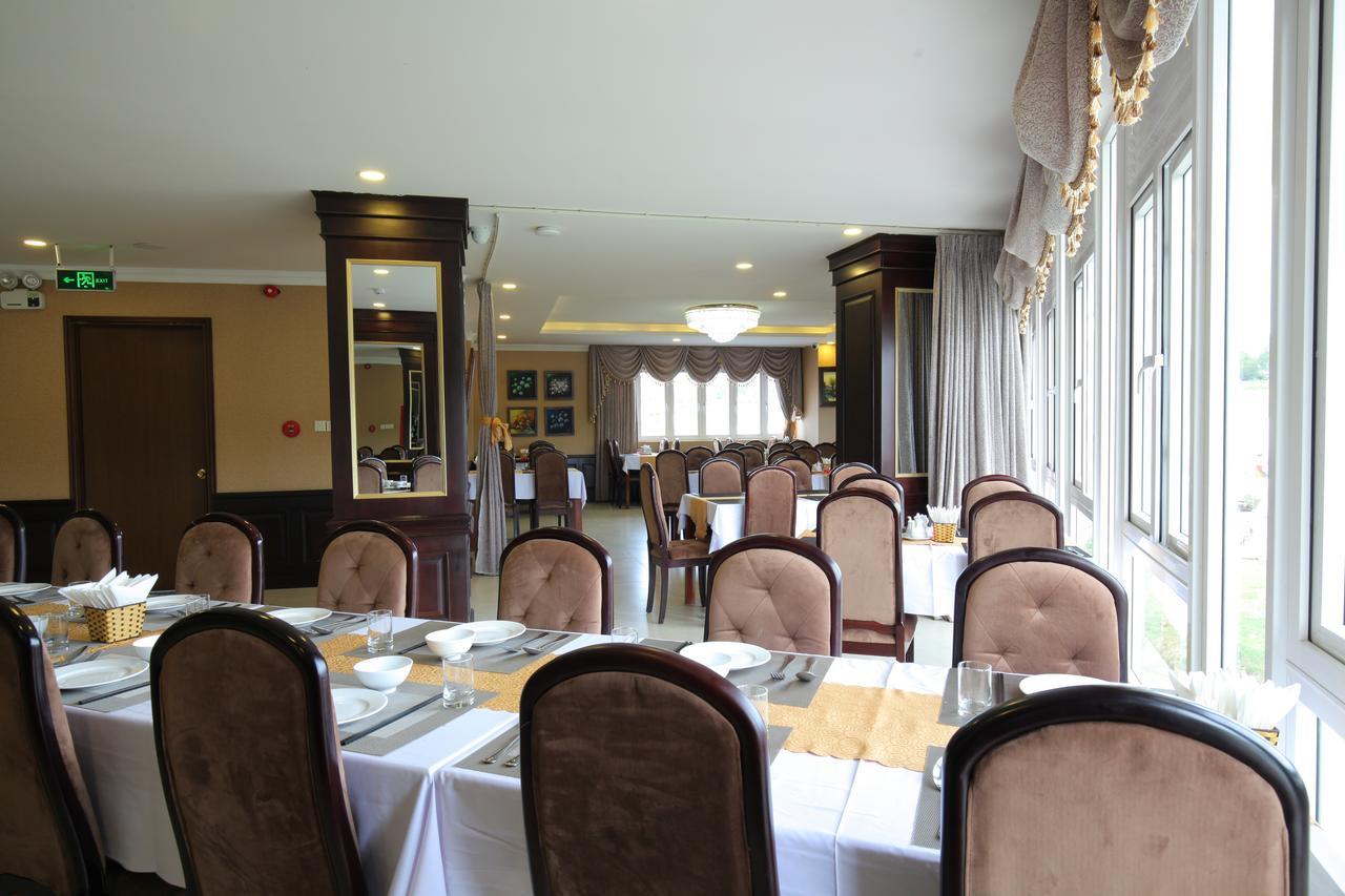 Kings Hotel Dalat Екстериор снимка